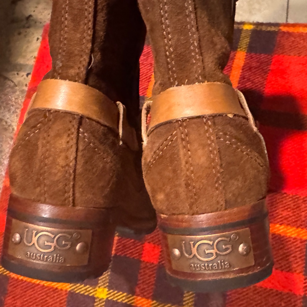 UGG Endell Brown suede side zipper calf Boots 6womens - Picture 2 of 8